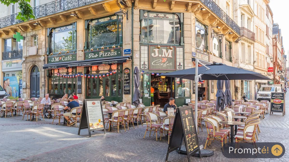 Restaurant JM's Café, cuisine brasserie / bar-restaurant, au Vieux-Marche de Rouen - photo terrain