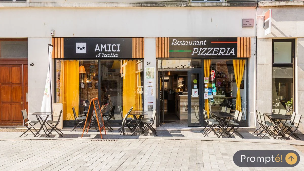 Restaurant Restaurant Pizzeria Amici, cuisine pizzeria, au Gros-Horloge de Rouen - photo terrain