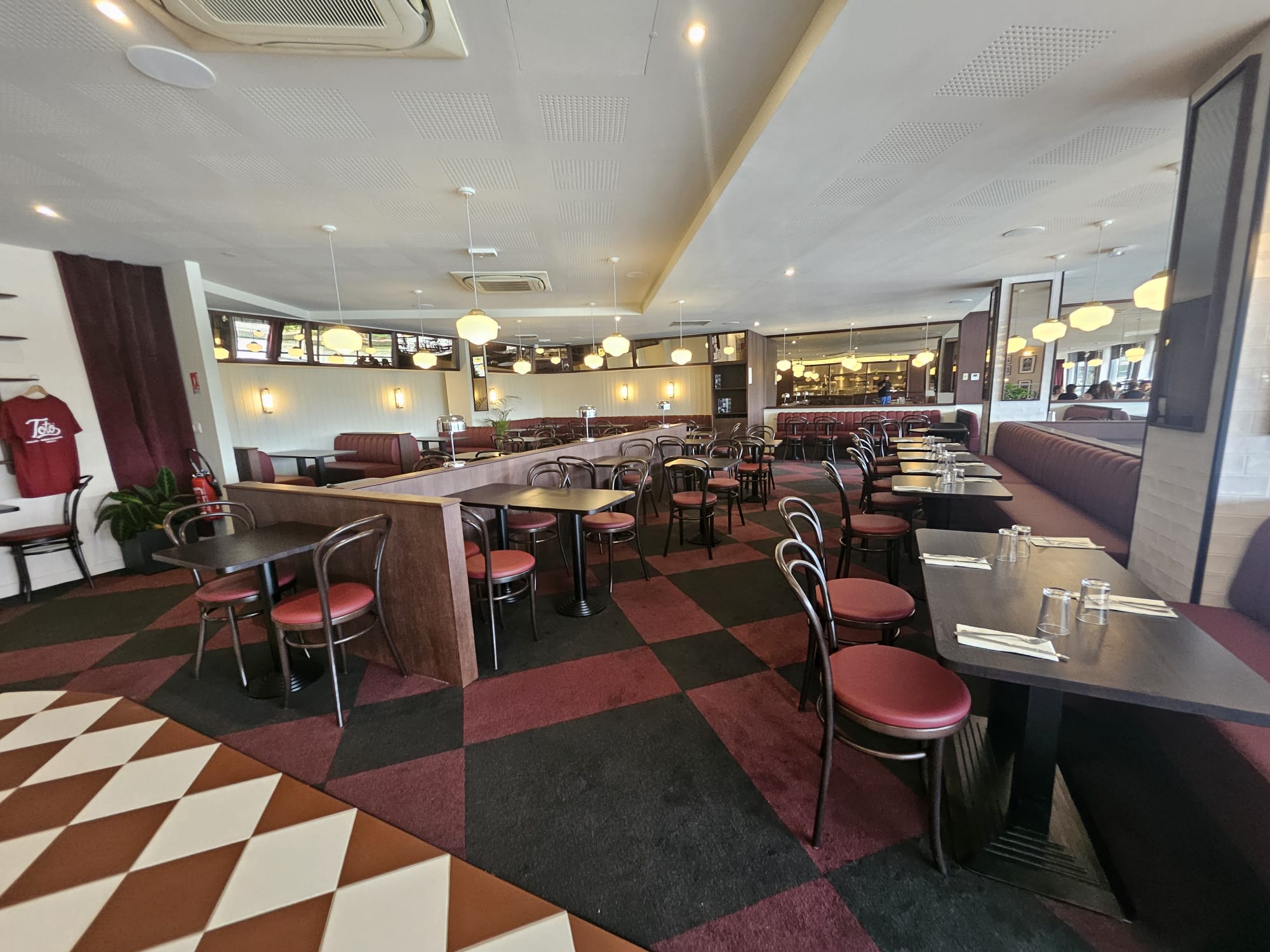 Toto's - Italien - quais-de-seine - Salle